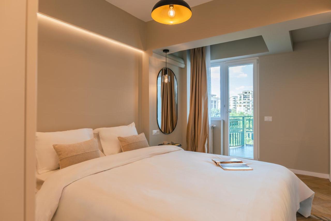 New Unirii Center Apartments by Olala Homes