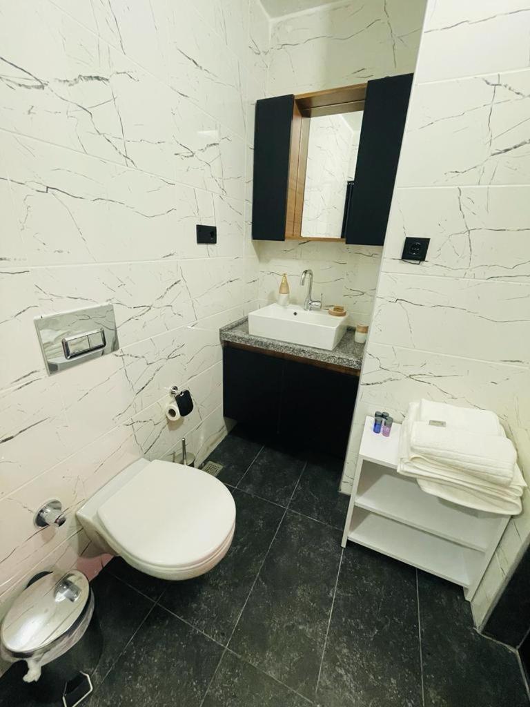 Peaceful Apartment Near Galata