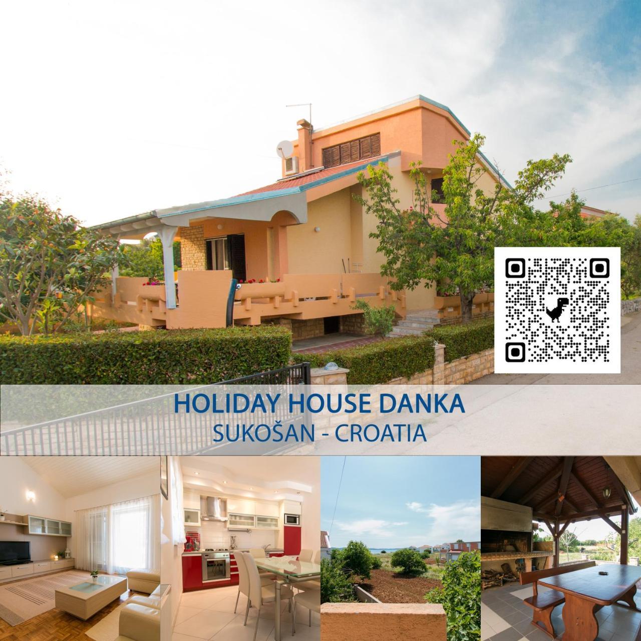 Holiday House Danka