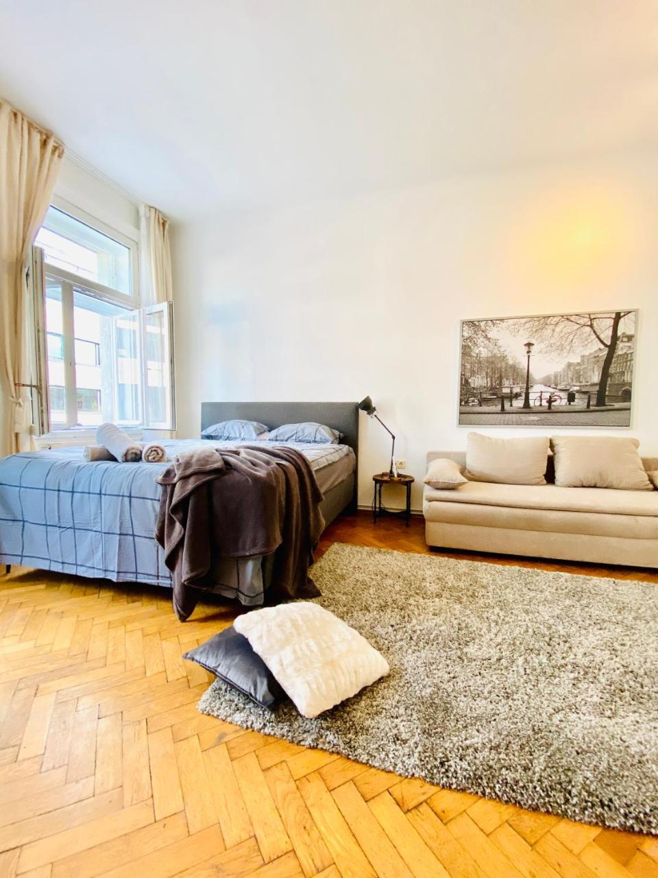 Lovely 2br Apt, 7 Min To Westbahnhof