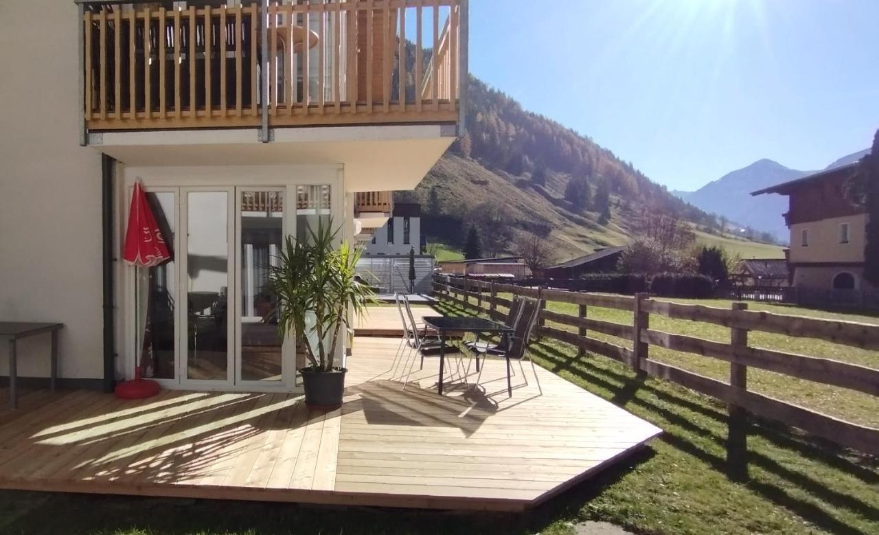 Family Apartment Sonja Terrace & Mountain View