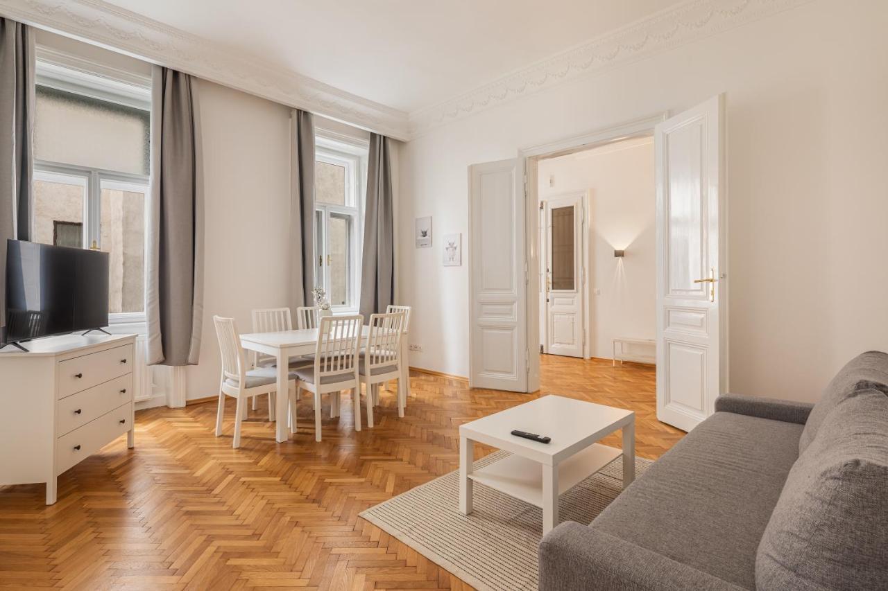 Grand Viennese Residence 2