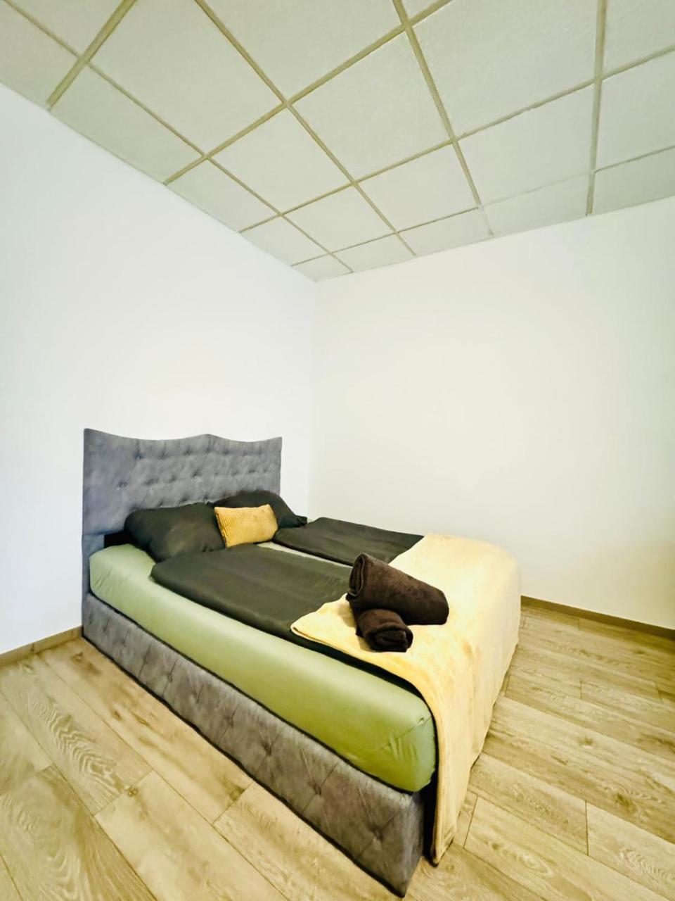 Affordable 2br Apartment Stay 5 Guests Next To Praterstern