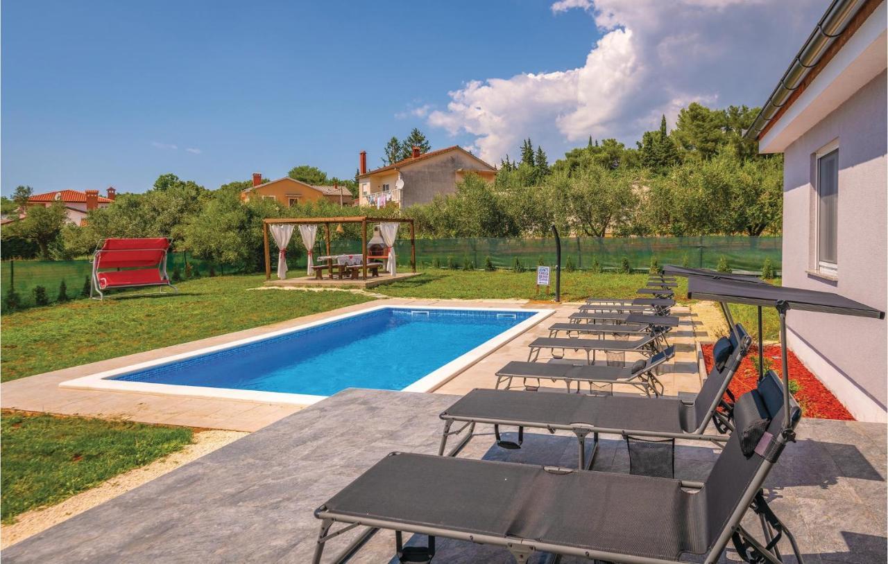 3 Bedroom Gorgeous Home In Pula