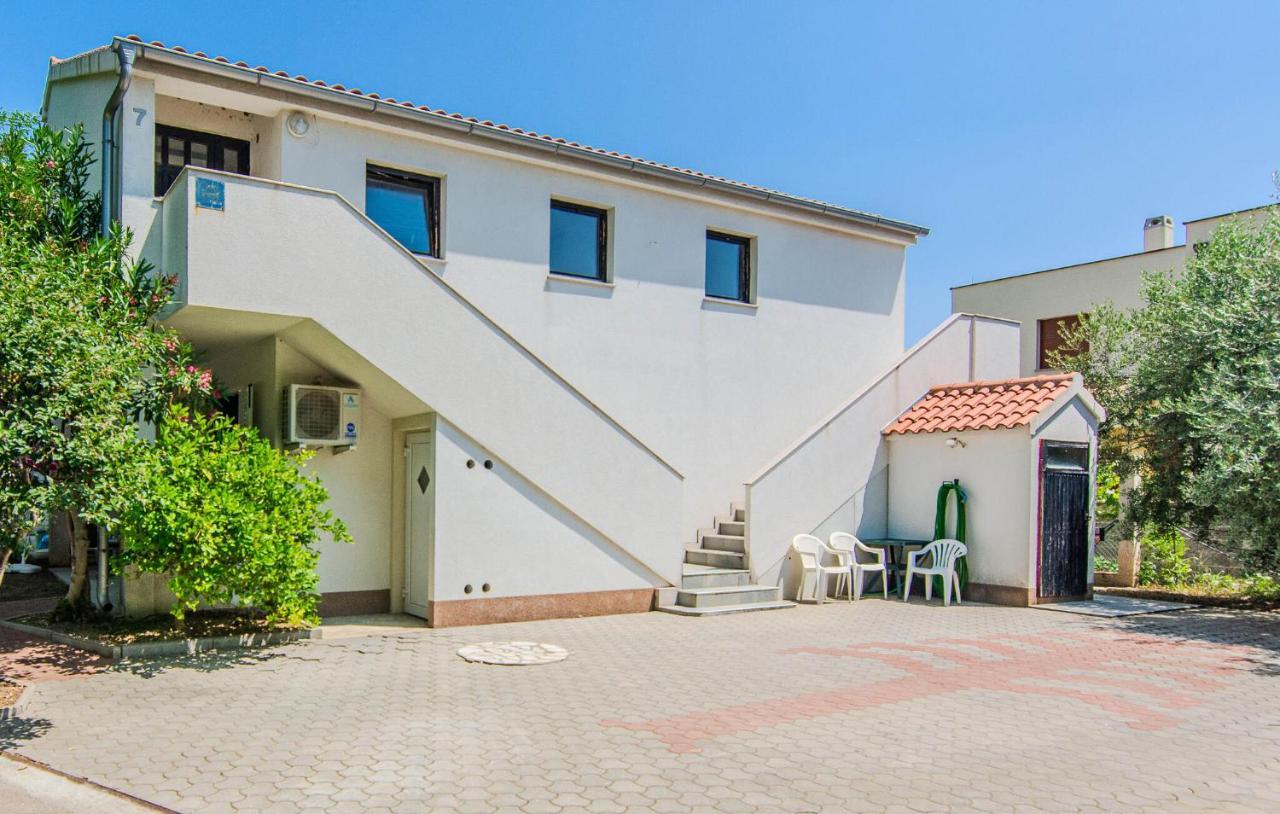 1 Bedroom Nice Apartment In Nin