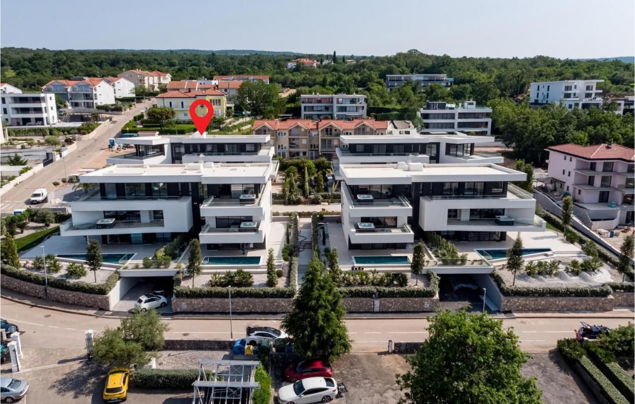 Amazing Apartment In Malinska With Wifi