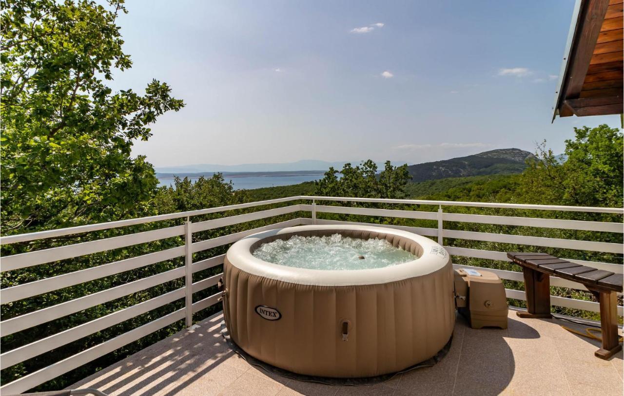 2 Bedroom Amazing Home In Crikvenica