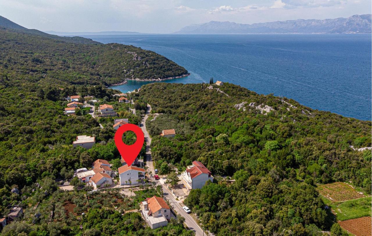 Lovely Apartment In Osobljava With Wifi