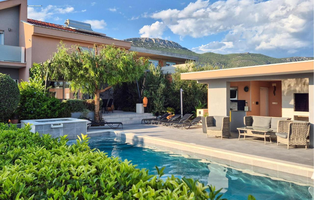 Stunning Home In Kastel Stari