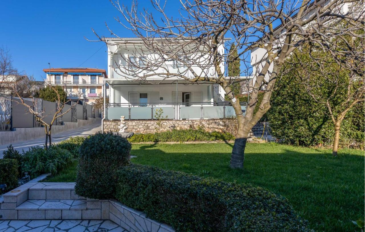 2 Bedroom Awesome Apartment In Selce