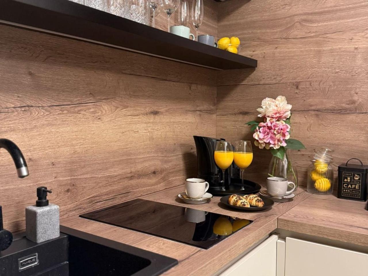 Studio Apartment The Marina Studio S6