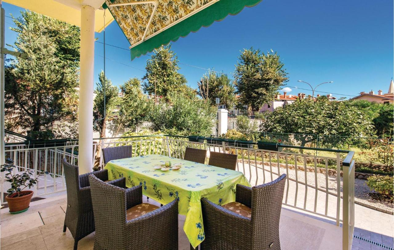 3 Bedroom Awesome Apartment In Lovran