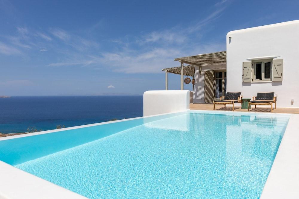 Mykonos 3 Br Luxury Villa Private Pool Views