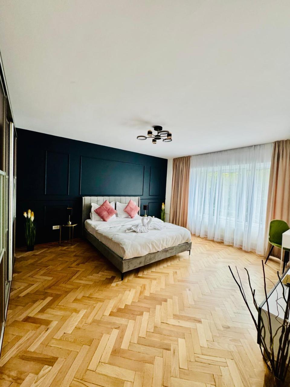 Metropole Apartments Signature