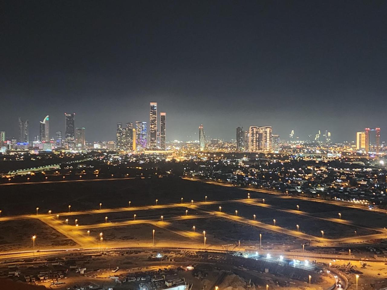 City View Apartment Very Close To Downtown And World Trade Center Difc