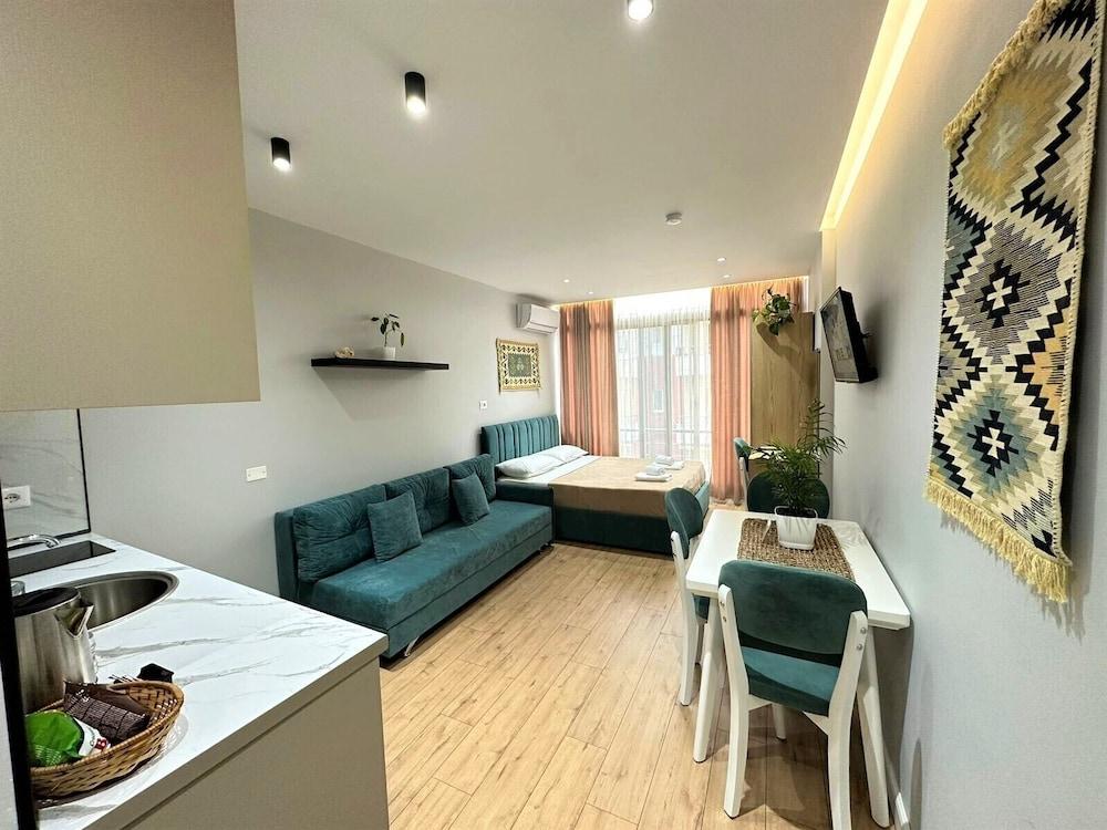 Trea Accomodations - Suite Lungomare