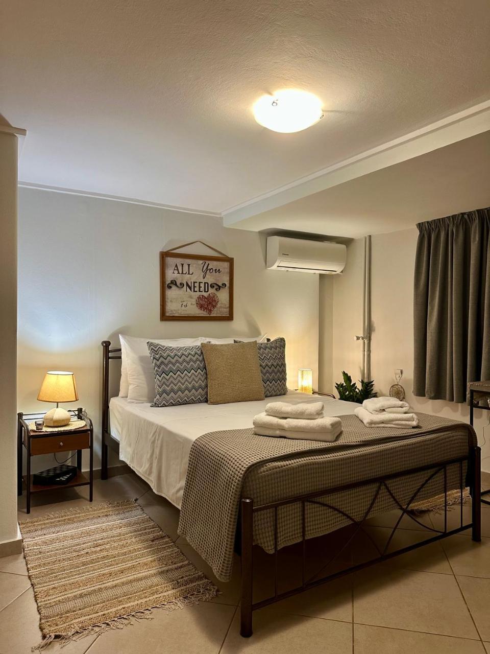 Adrianas Central Stay