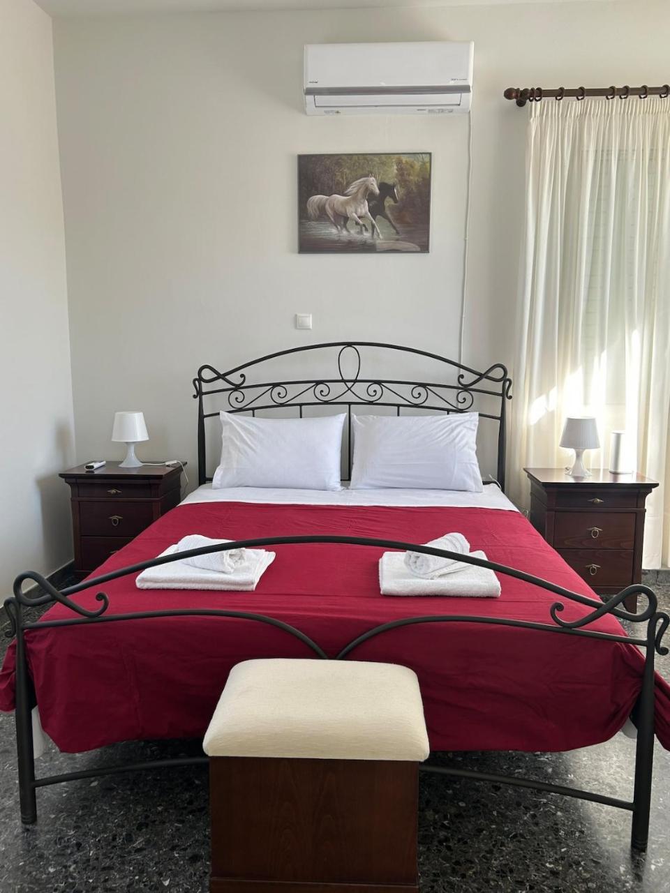 Short Stay Near The Airport!