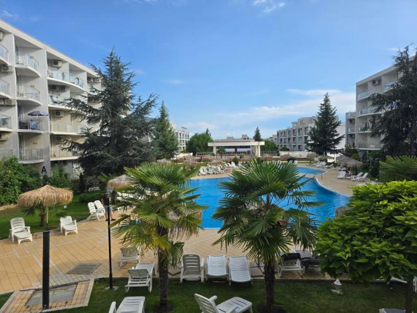 Sarafovo Atlantis 58