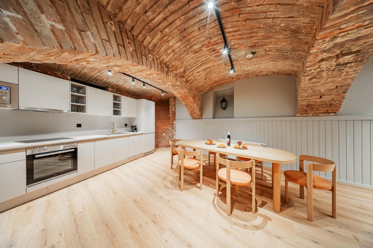 Hive 5 by Home1 District 8 Boutique Hostel