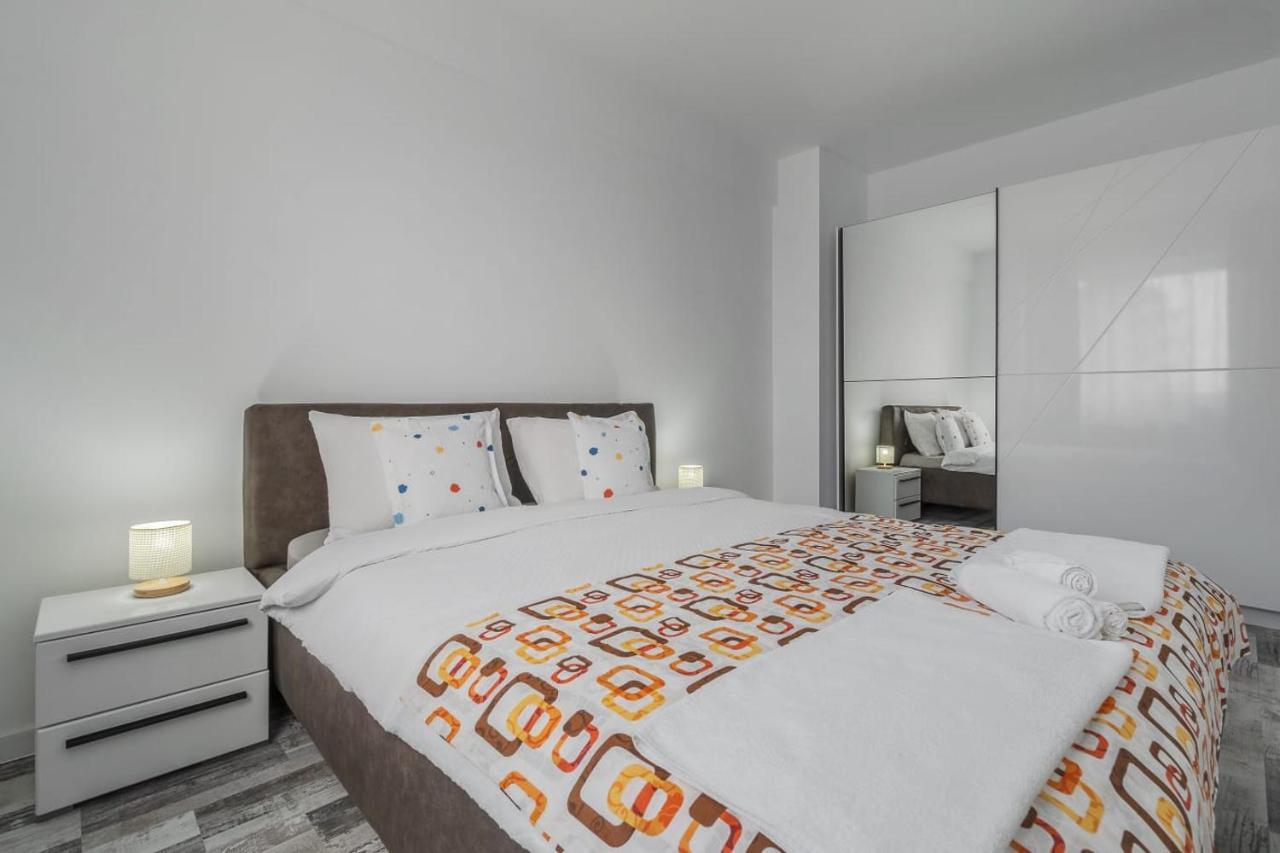 Home Guest Apartment 12