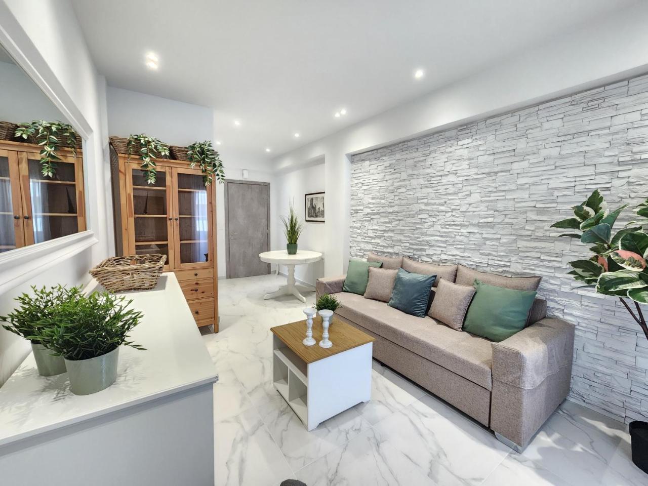 Miracle Luxury Suites