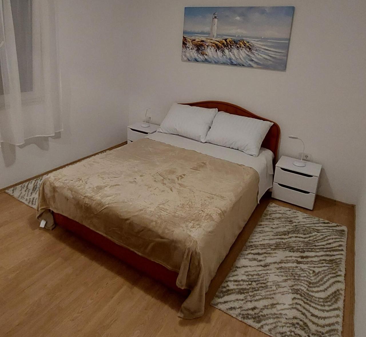 Apartman B & Split