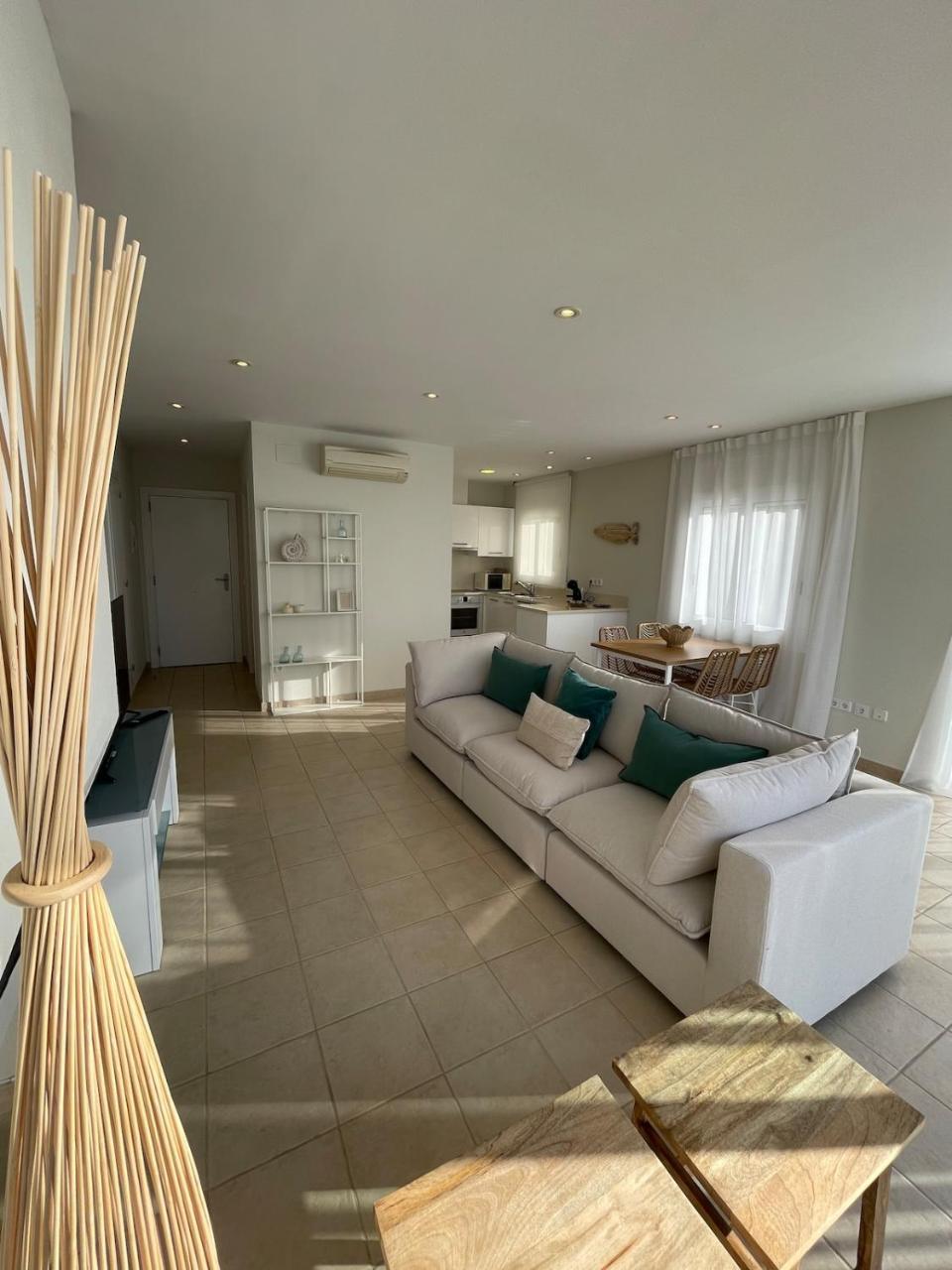 Milenial Immo Endless Sea Views Roses Parking