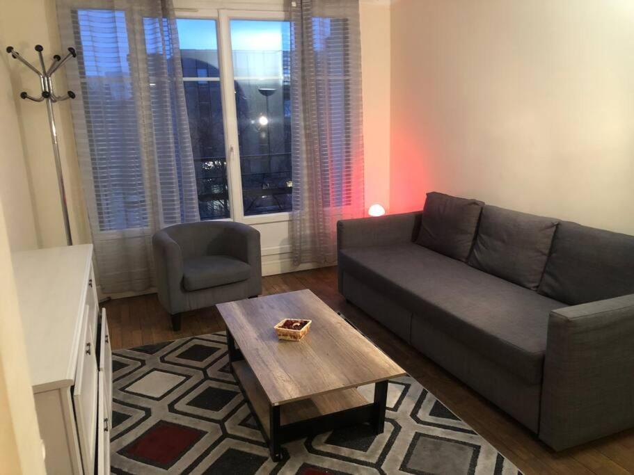Beautiful Apartment,Near Center (Adults Only)