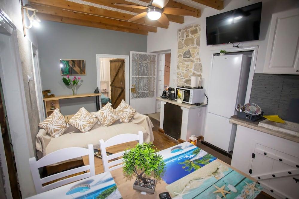 Archontissa Sea View House