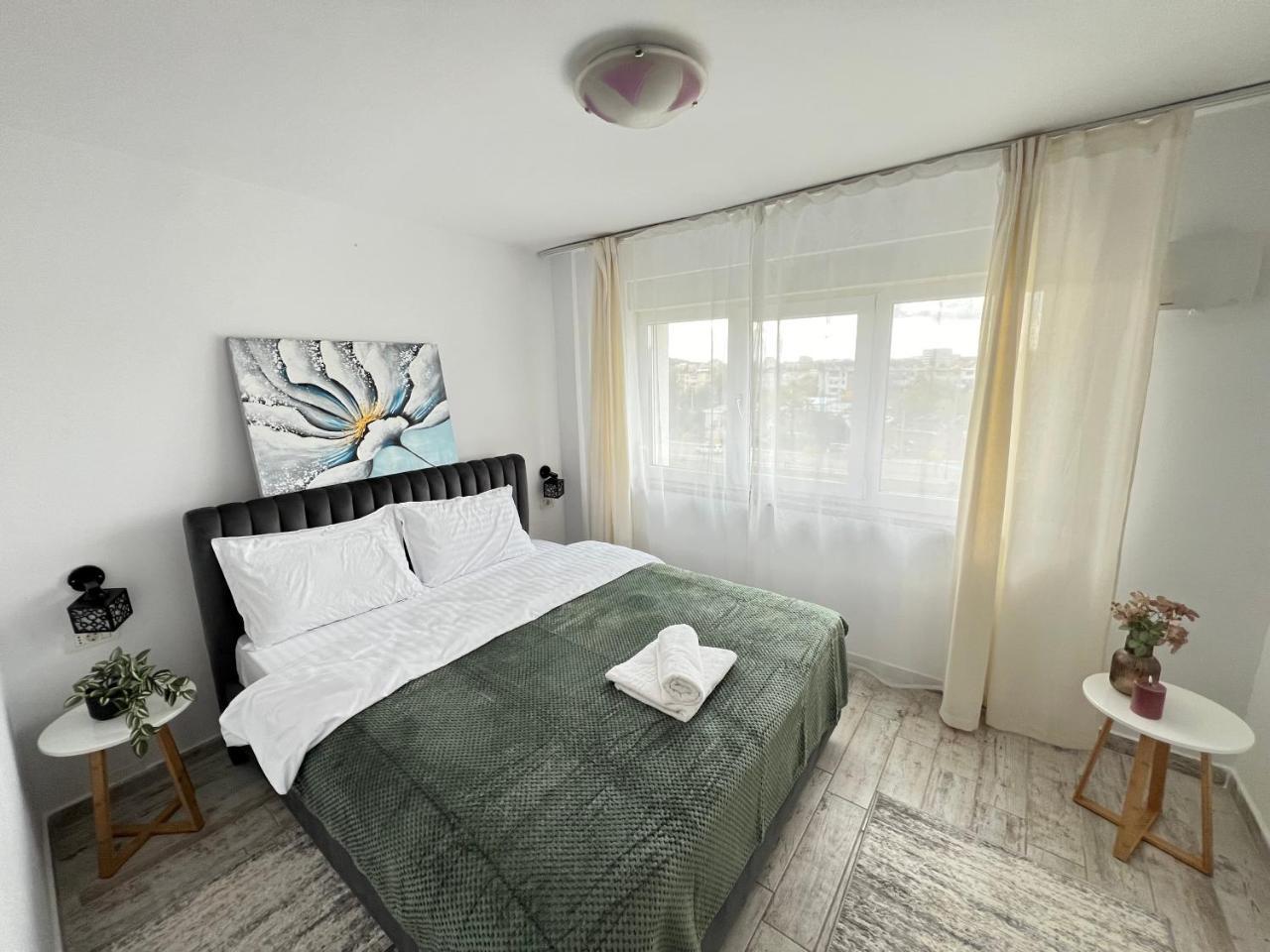 Central Palace Suite With Self Checkin