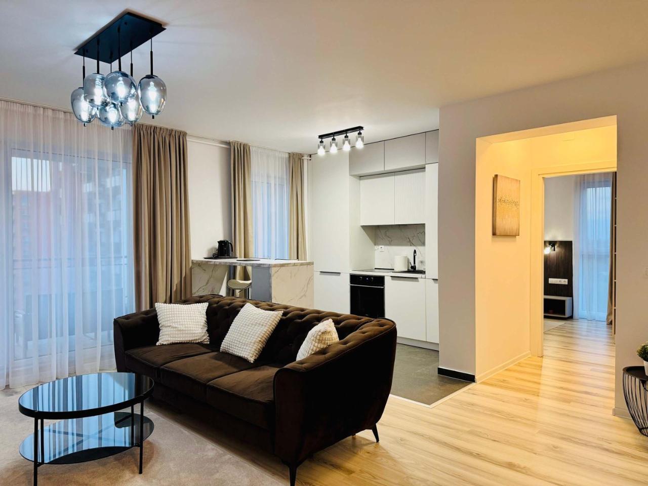 Joy City Stay Forest 54-85