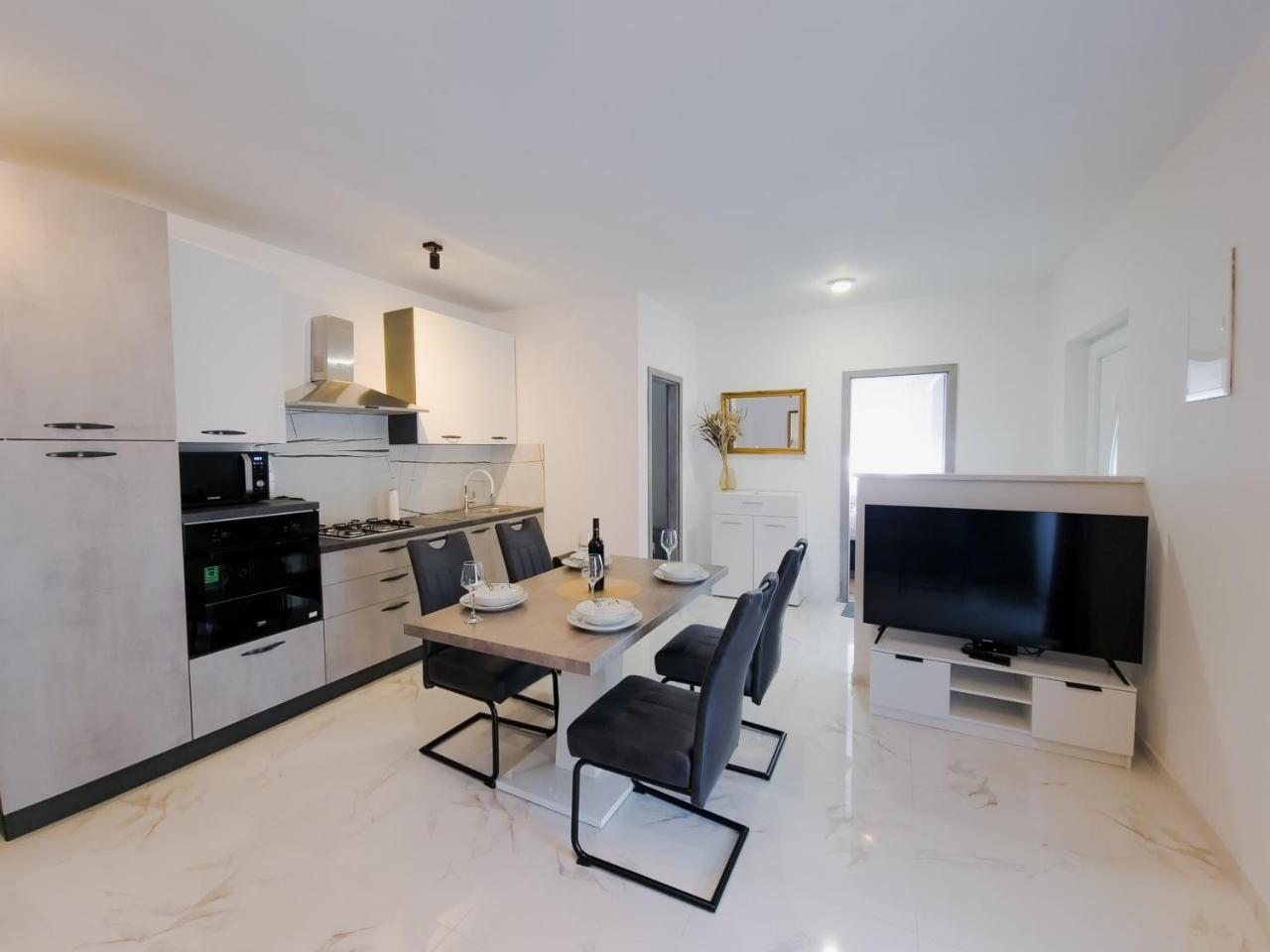 Apartments Ad Astra, Zadar