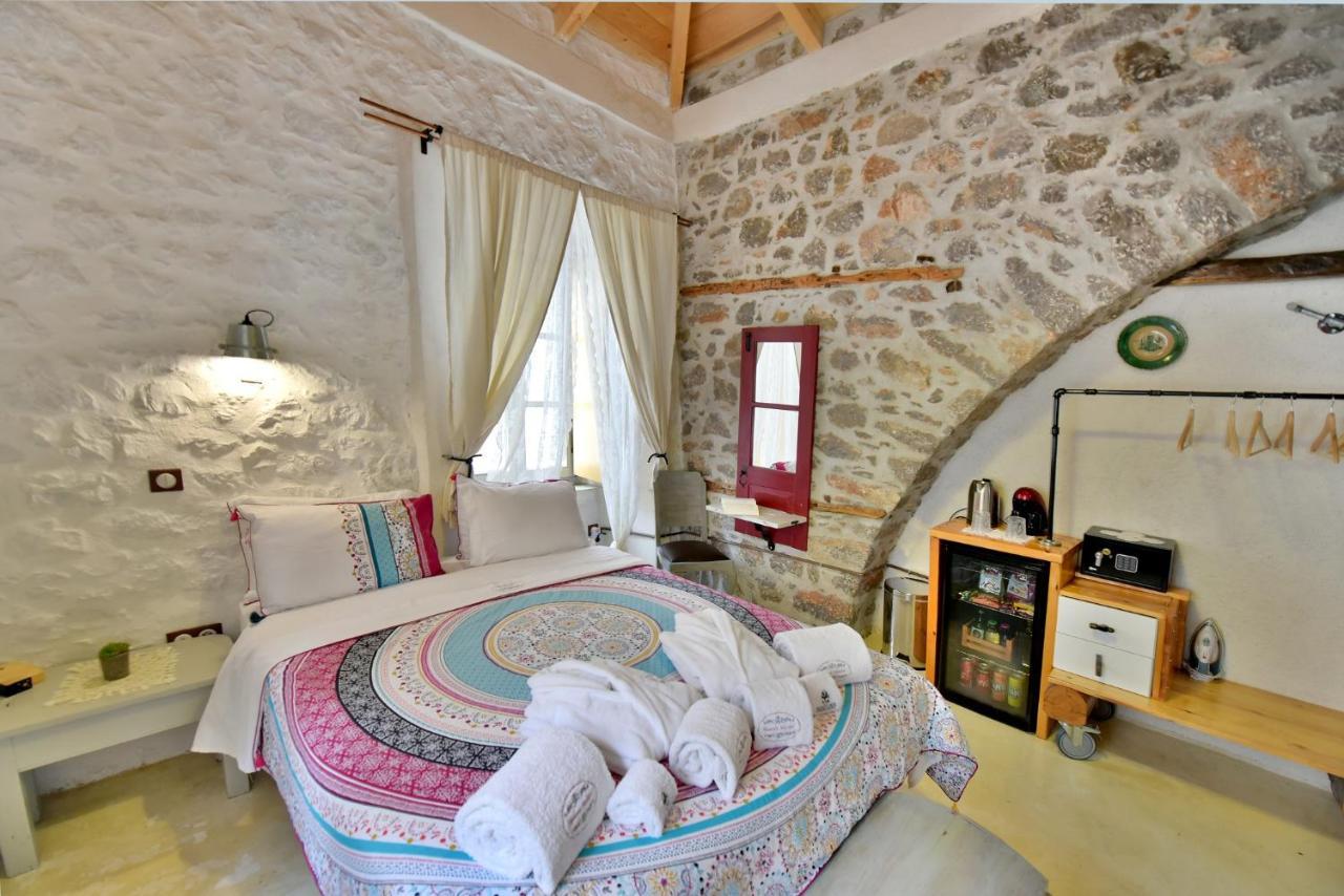 Mastoris Mansion