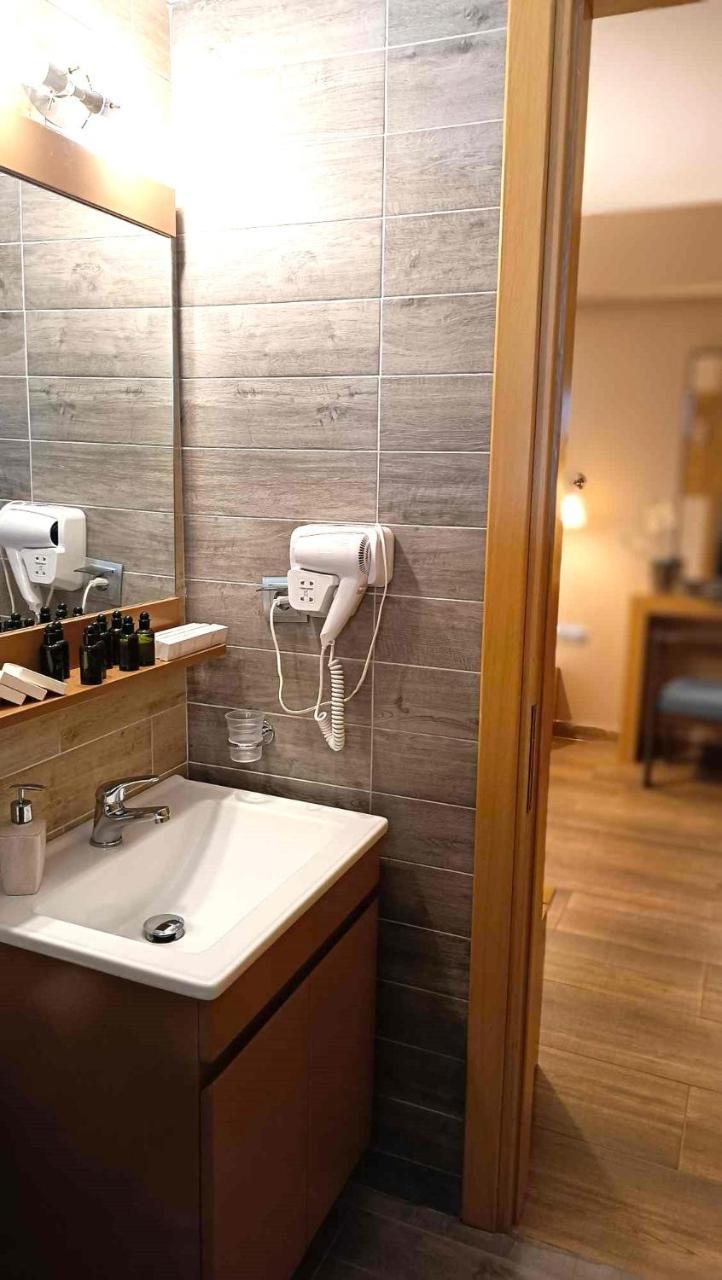 Athos Thea Luxury Rooms