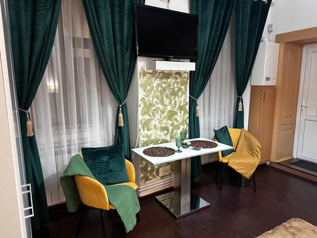 Tobacco Sforii Residence