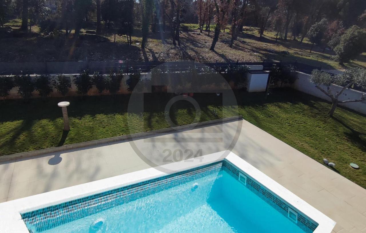 Awesome Apartment In Porec With Wifi