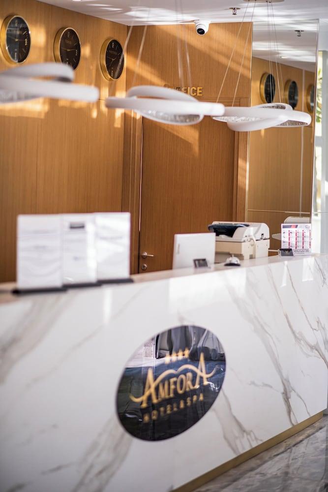 Hotel Amfora