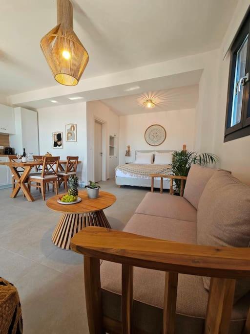 Byblos Cycladic House