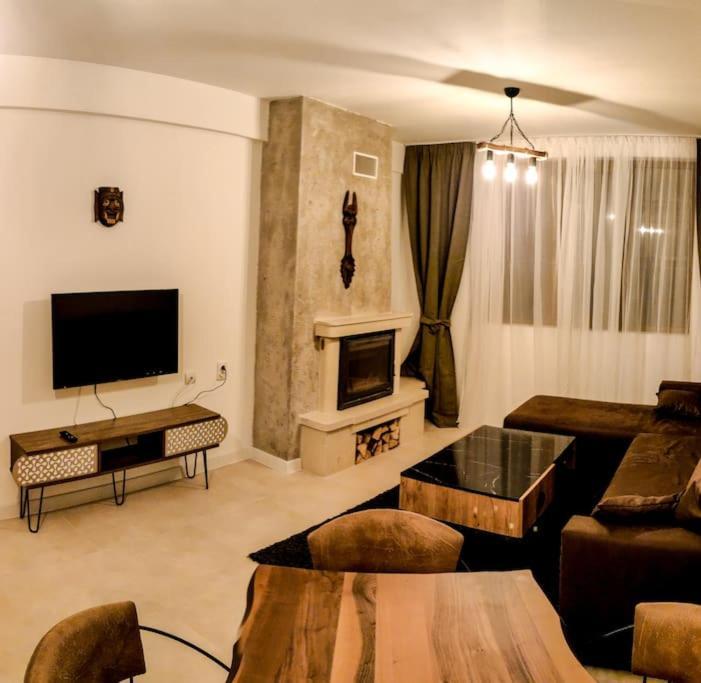 Luksozen Apartament Mechi Chal Aparthotel Manastira 2