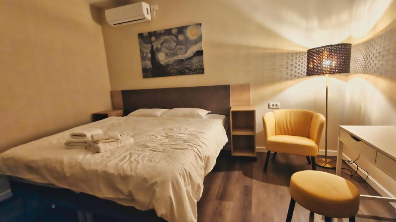 Piata Romana Suites & Apartments Pumo Properties