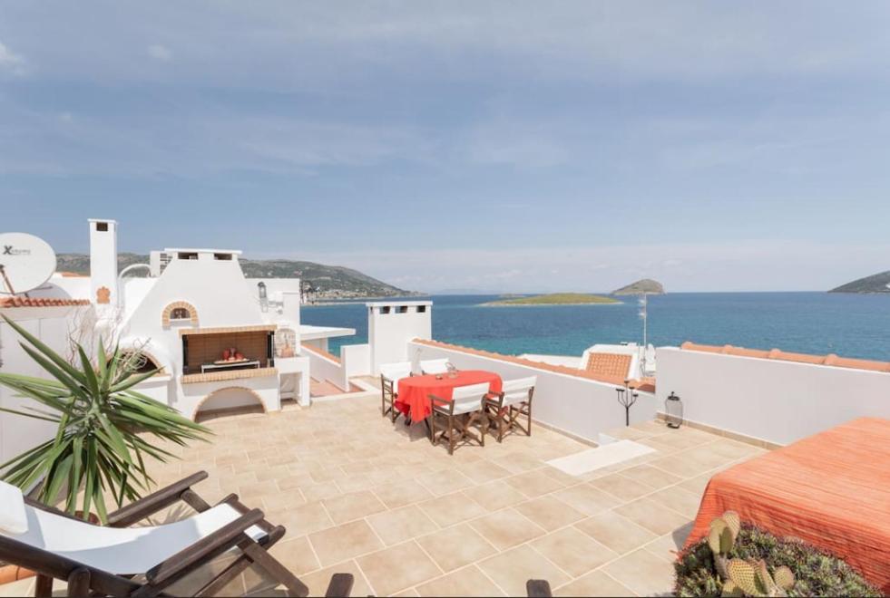 Bay Watch Apartment Close To The Airport At Porto Rafti