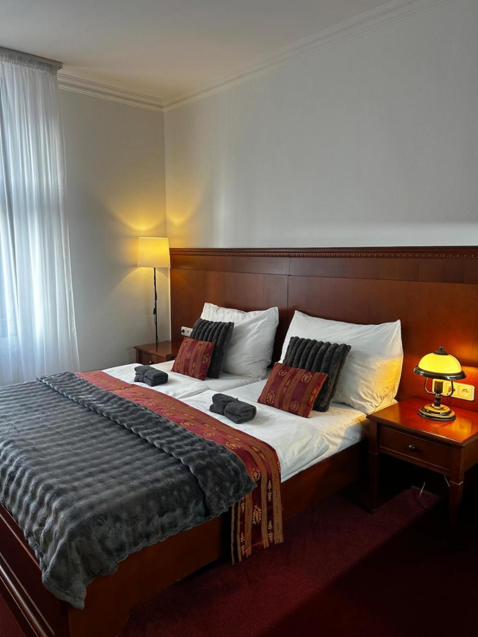 Vintage Apartment Old Prague Charm