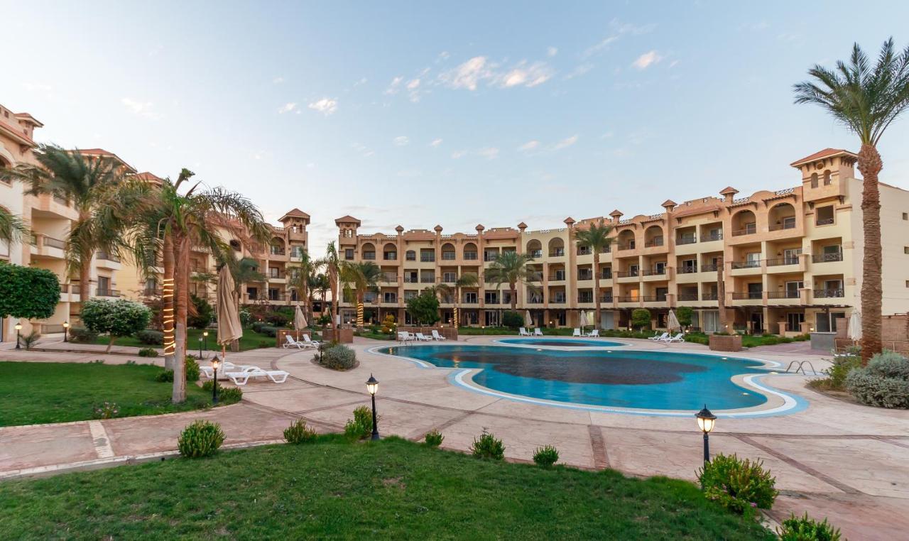 Al Saraya C316 Luxury 1br Pool View Sahl Hasheesh