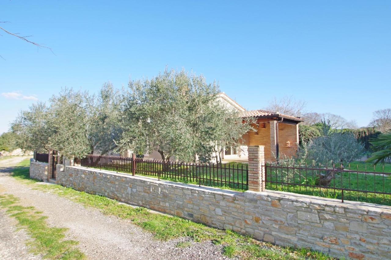 House Matteo, Valdenaga