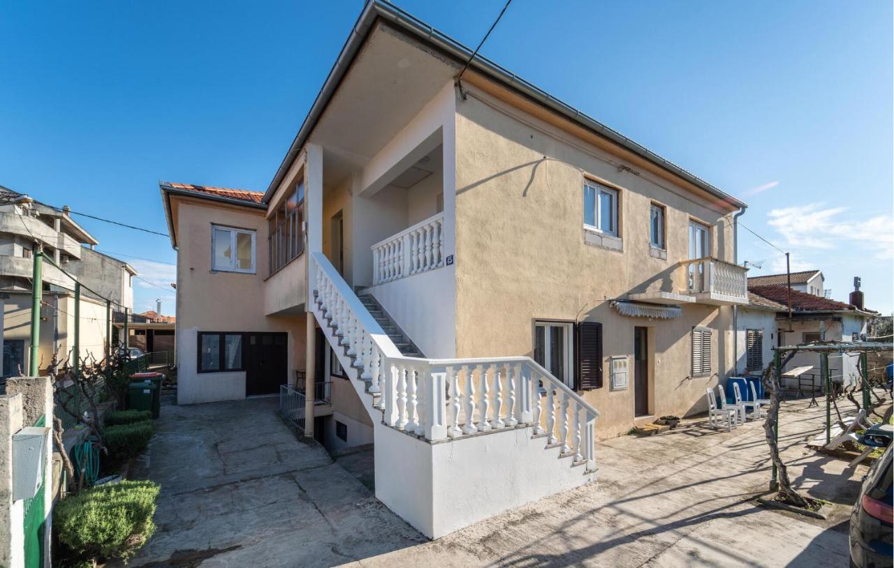 1 Bedroom Cozy Apartment In Zadar