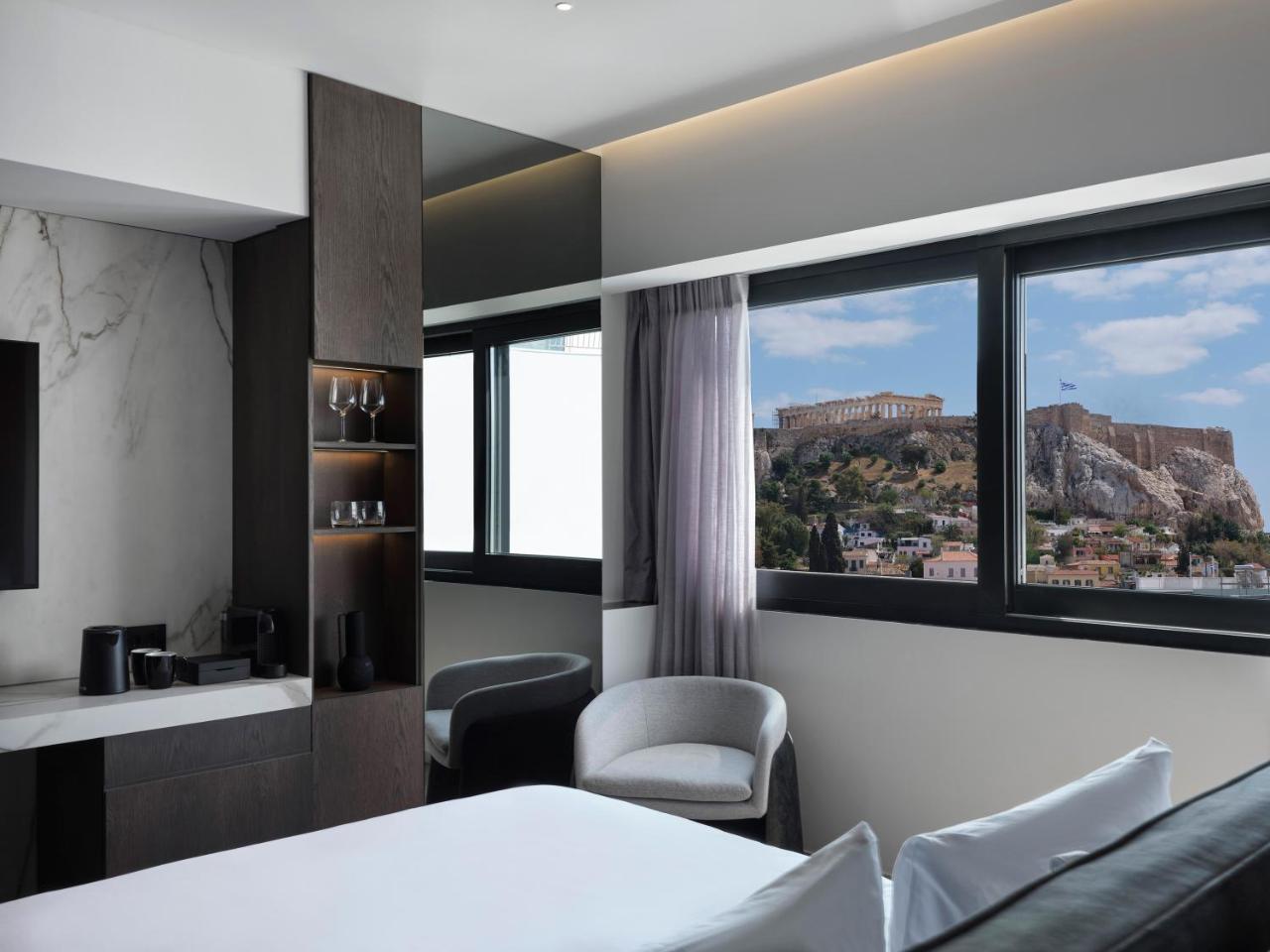 Nur Edge Aparthotel Acropolis Skyline