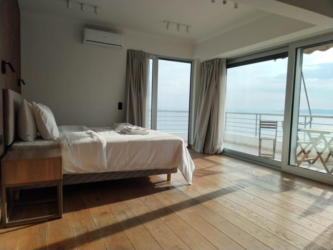 Amazing Sea View Next To The Beach 2bd Apt
