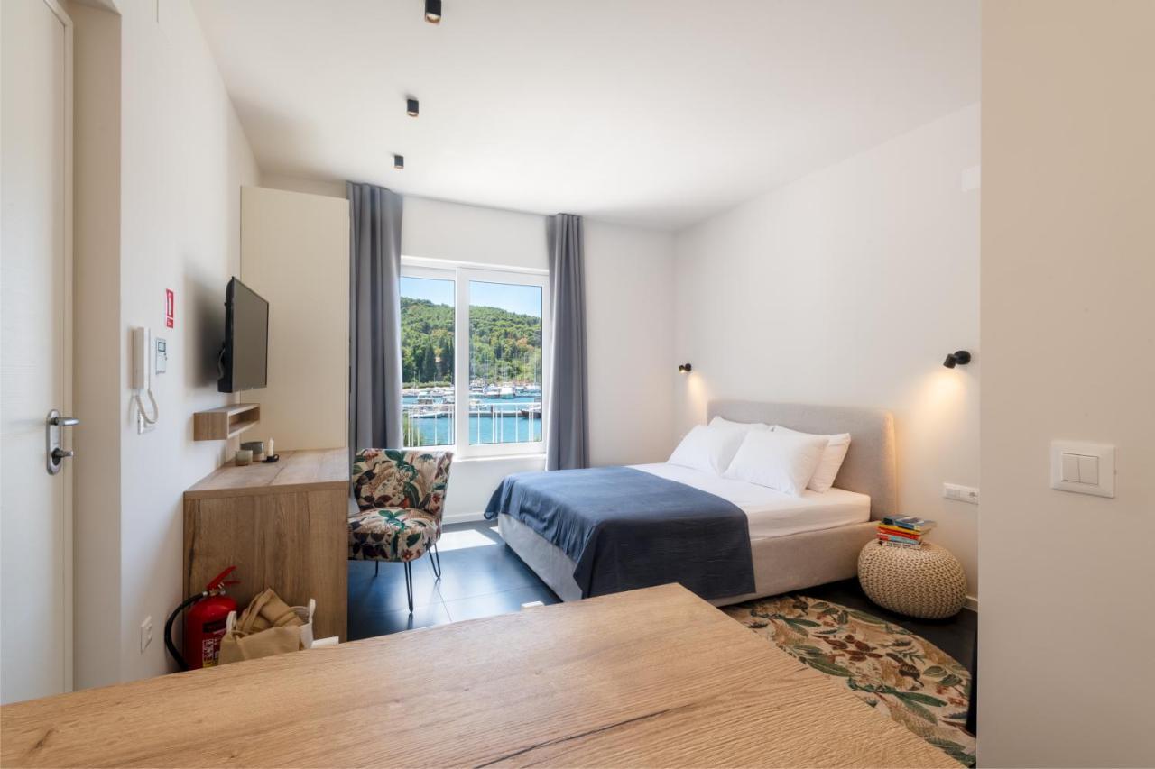 Luxury Seaview Studio Apartment Luna