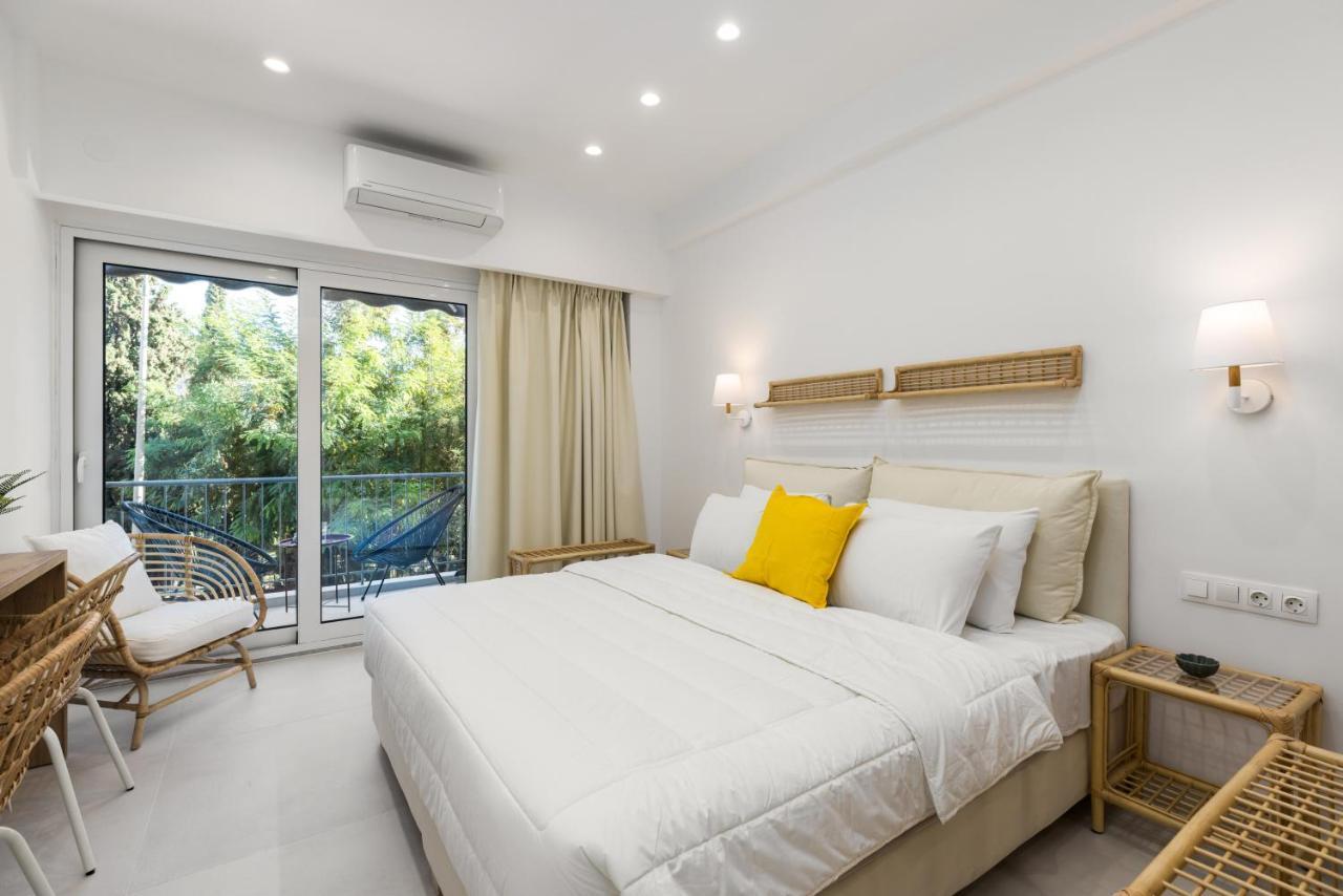 Lemon Pie by Halu! Charming Studio Next To Aristotelous Square